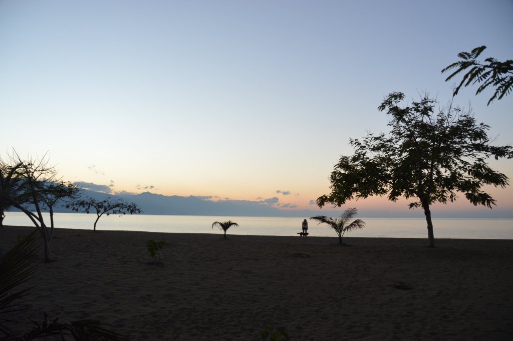 Sunrise at the Blue Canoe Safari Lodge