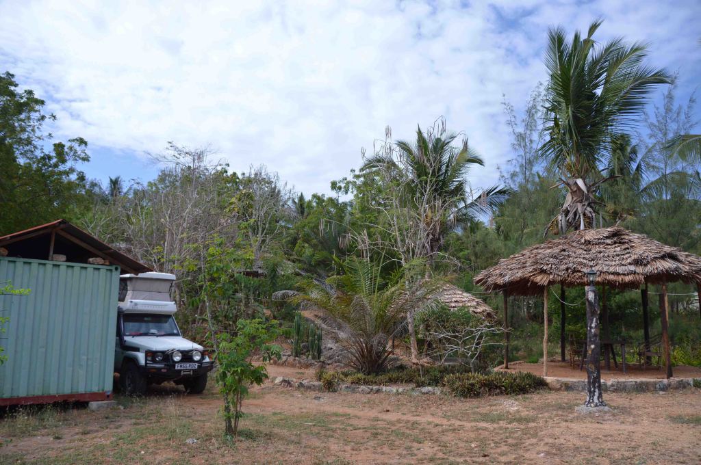 Drive-In Garden and Cliff Bar camping