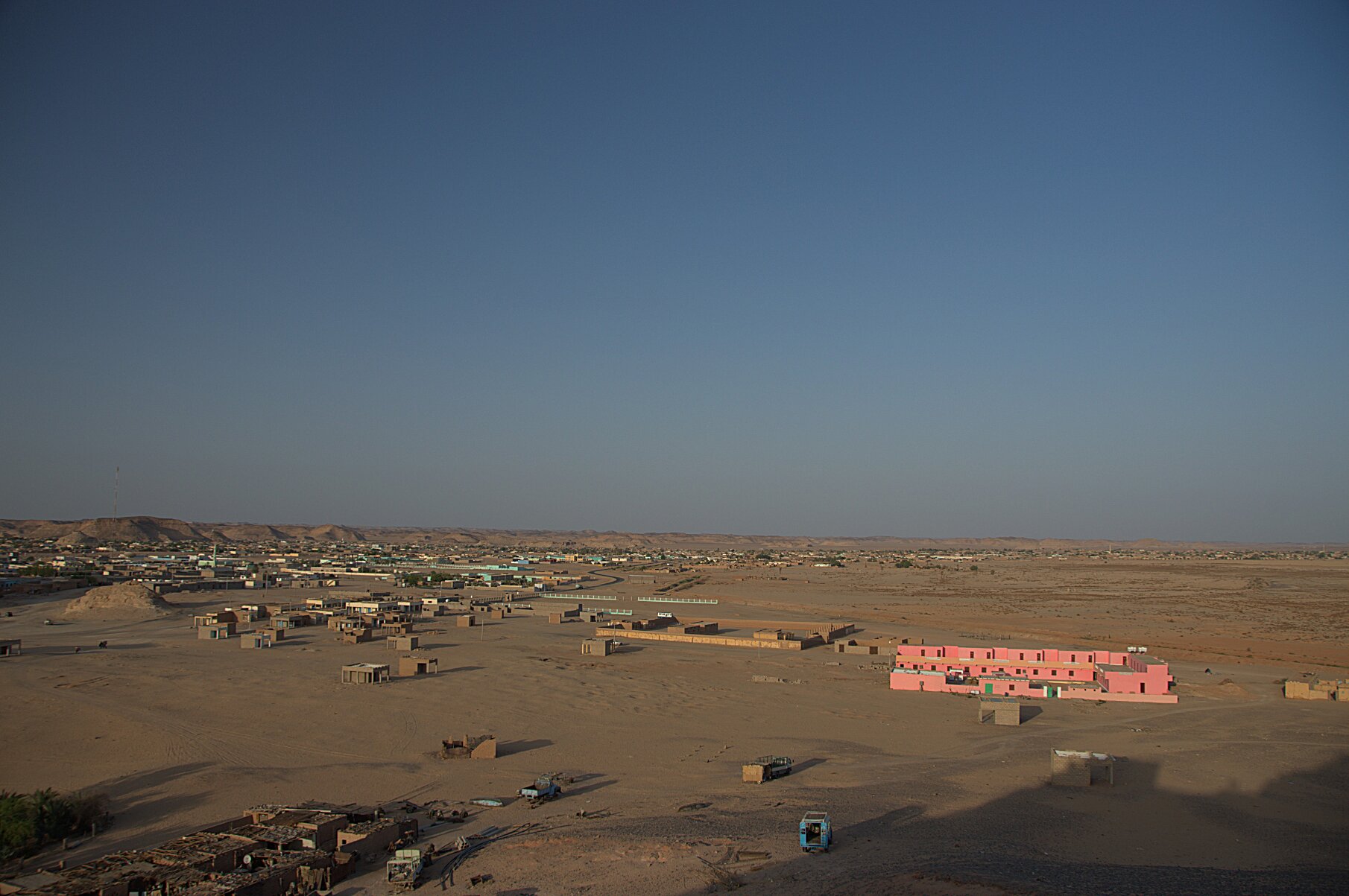 Wadi Halfa - Pink Hotel